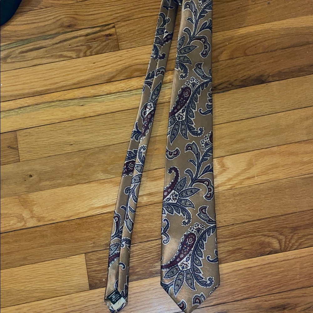 Paisley Patterned Tan Tie